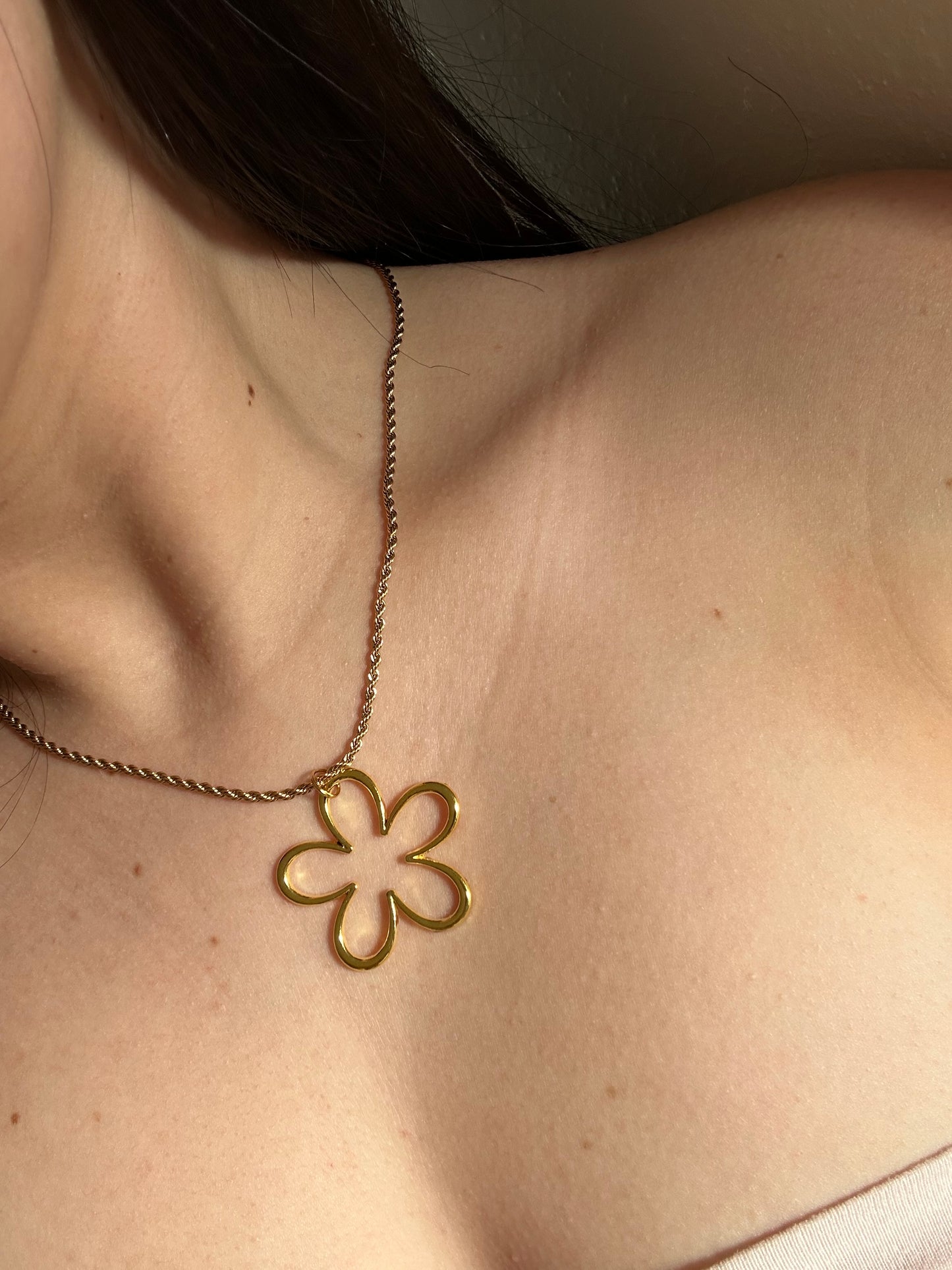 Azalea necklace