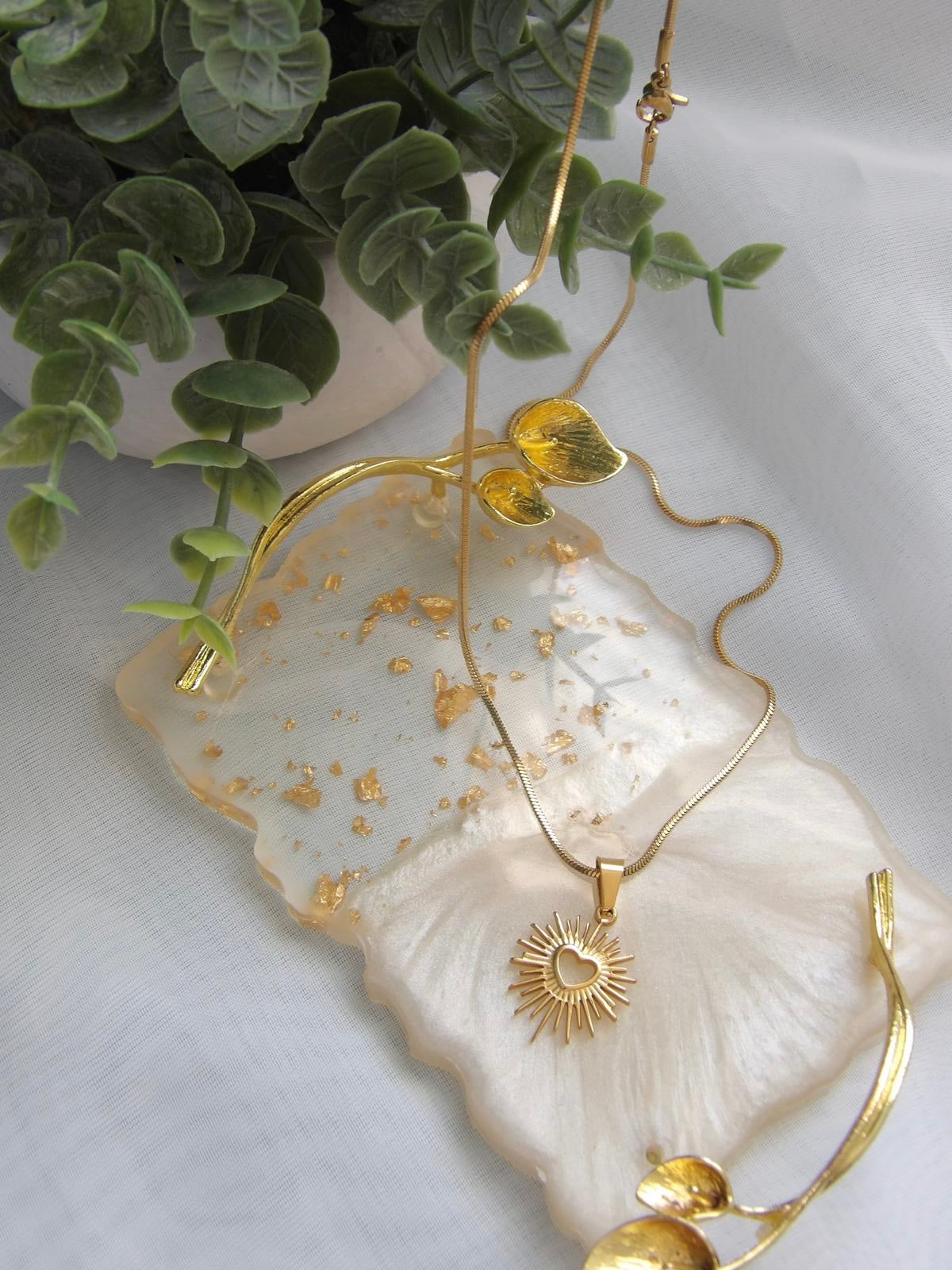 Sunny heart necklace
