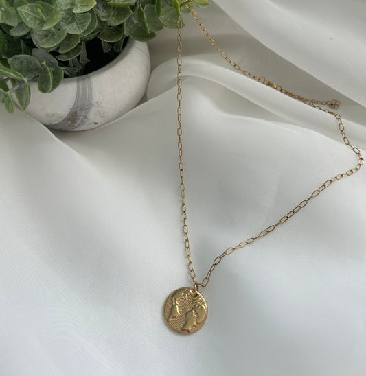 Mundi necklace