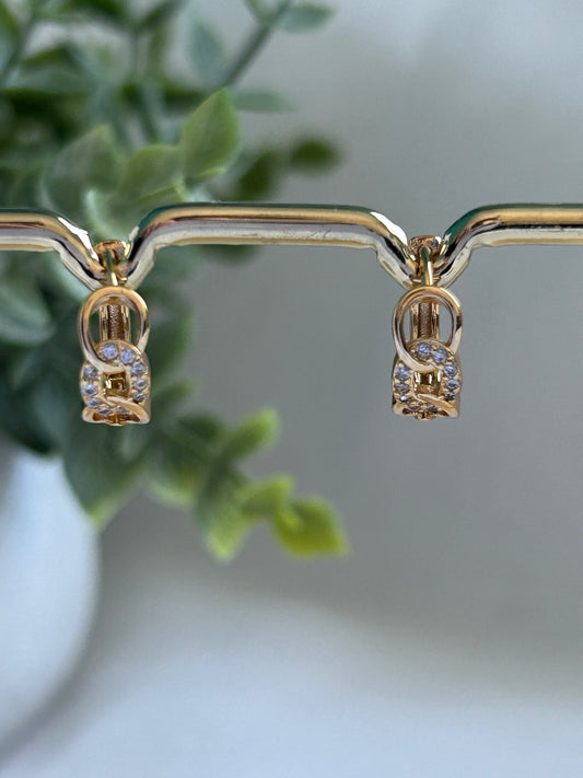 Mari hoops