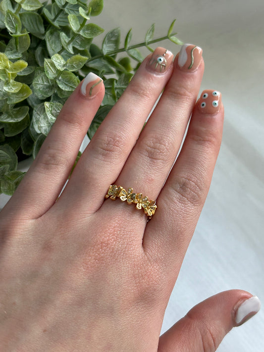 Daisy ring