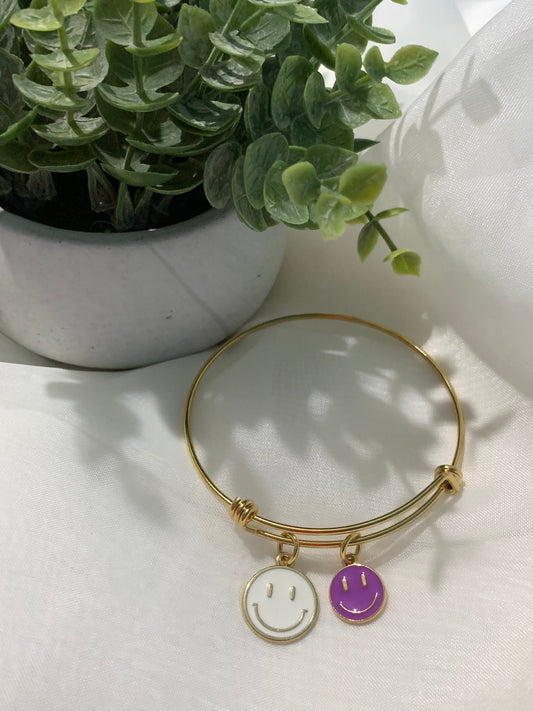 Smiley face bracelet