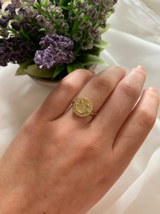 Smiley face ring zirconia