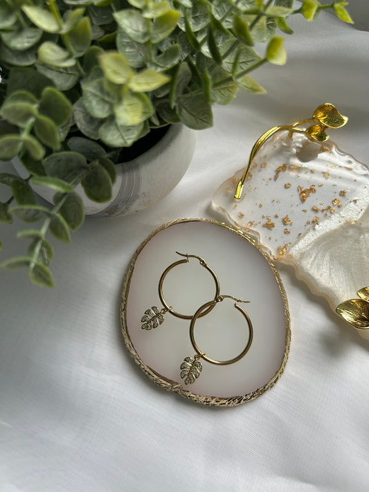 Folium earring